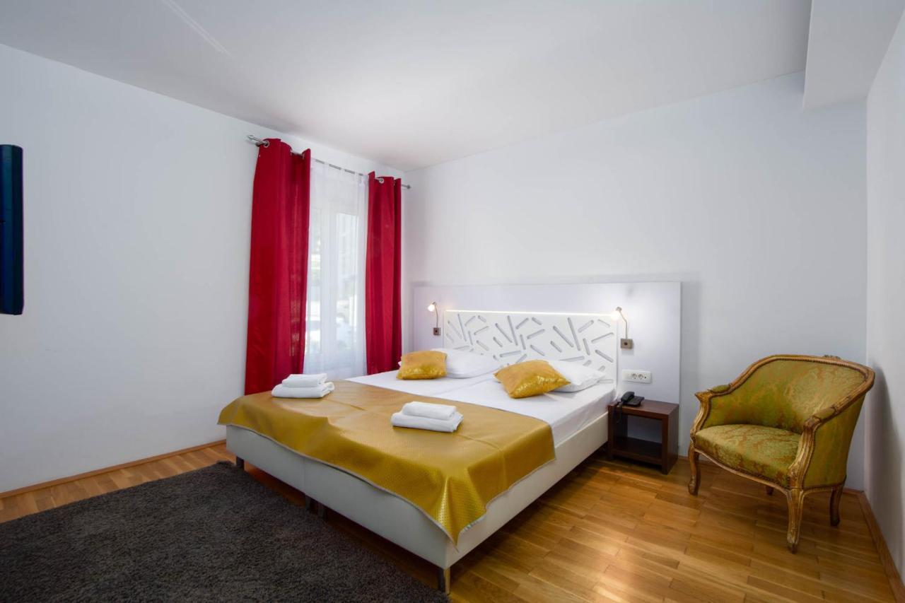 Villa Sveti Kriz Трогир Екстериор снимка