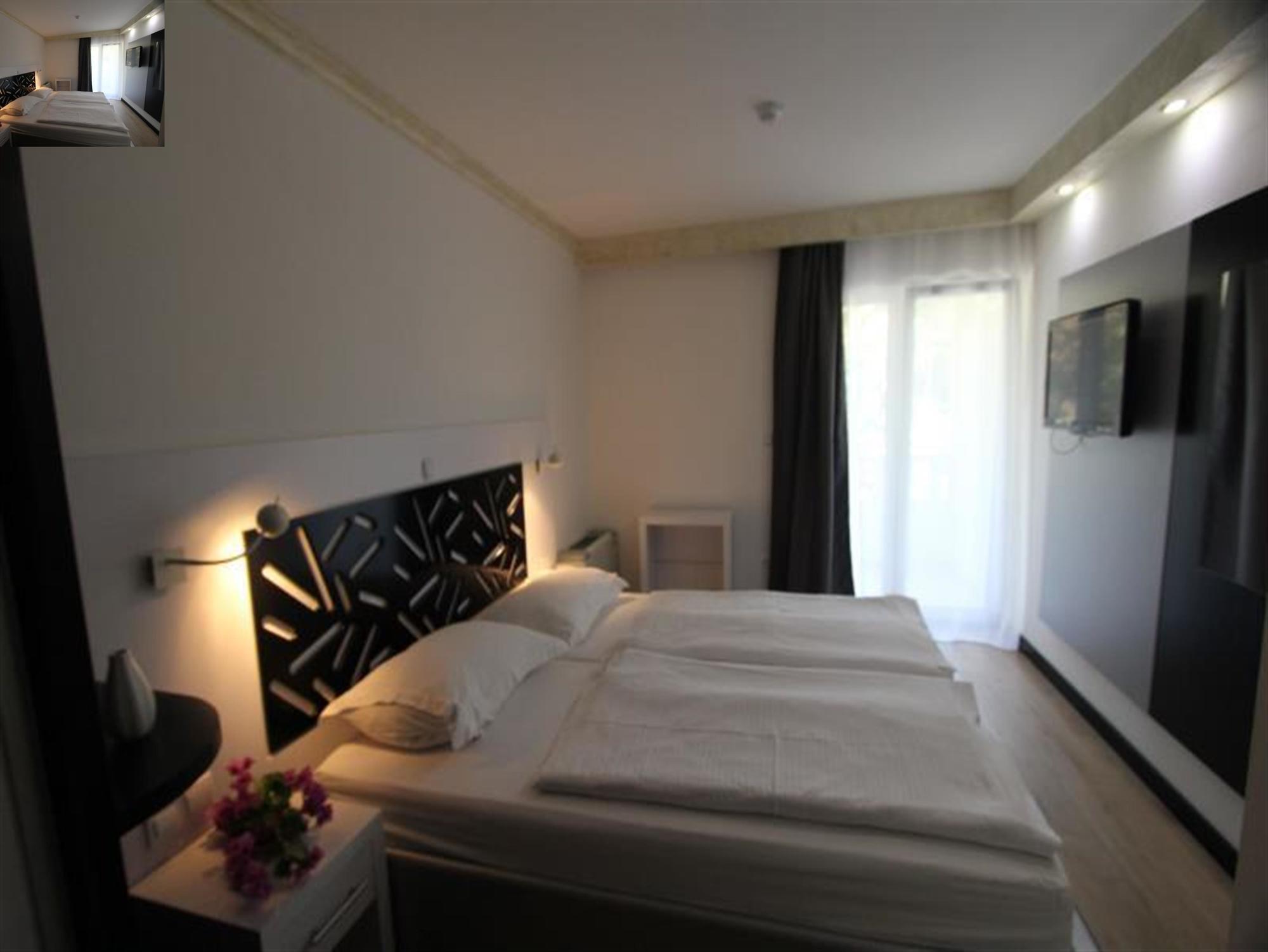 Villa Sveti Kriz Трогир Екстериор снимка