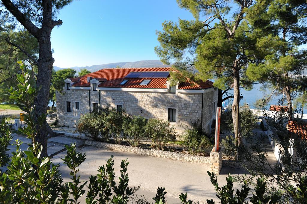 Villa Sveti Kriz Трогир Екстериор снимка