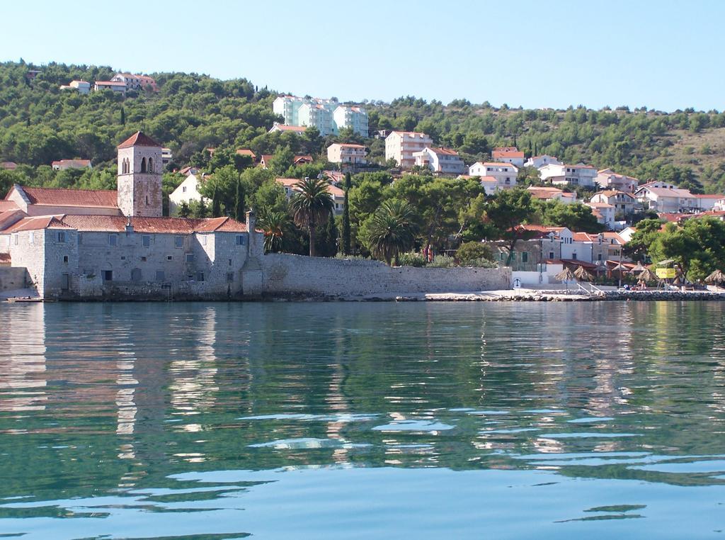 Villa Sveti Kriz Трогир Екстериор снимка